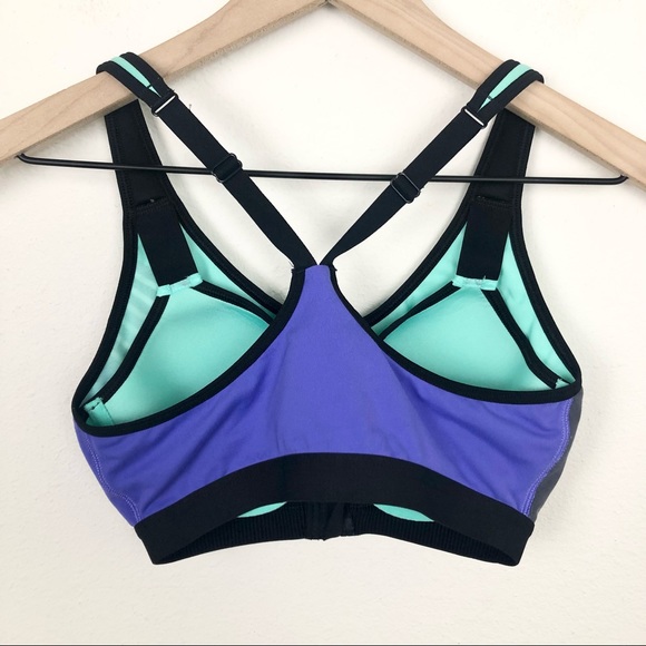 VSX Colorblock Knockout Front Close Sports Bra - Picture 4 of 6